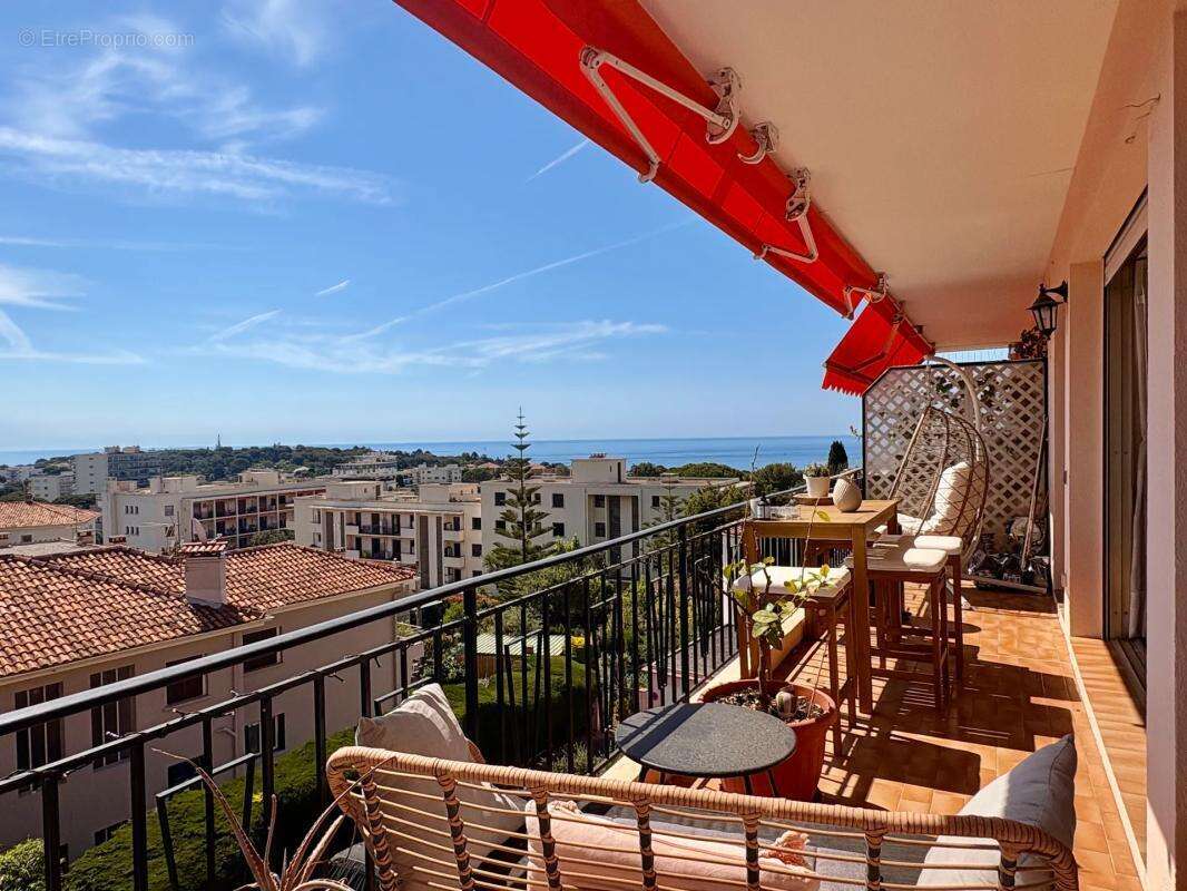 Appartement à ROQUEBRUNE-CAP-MARTIN