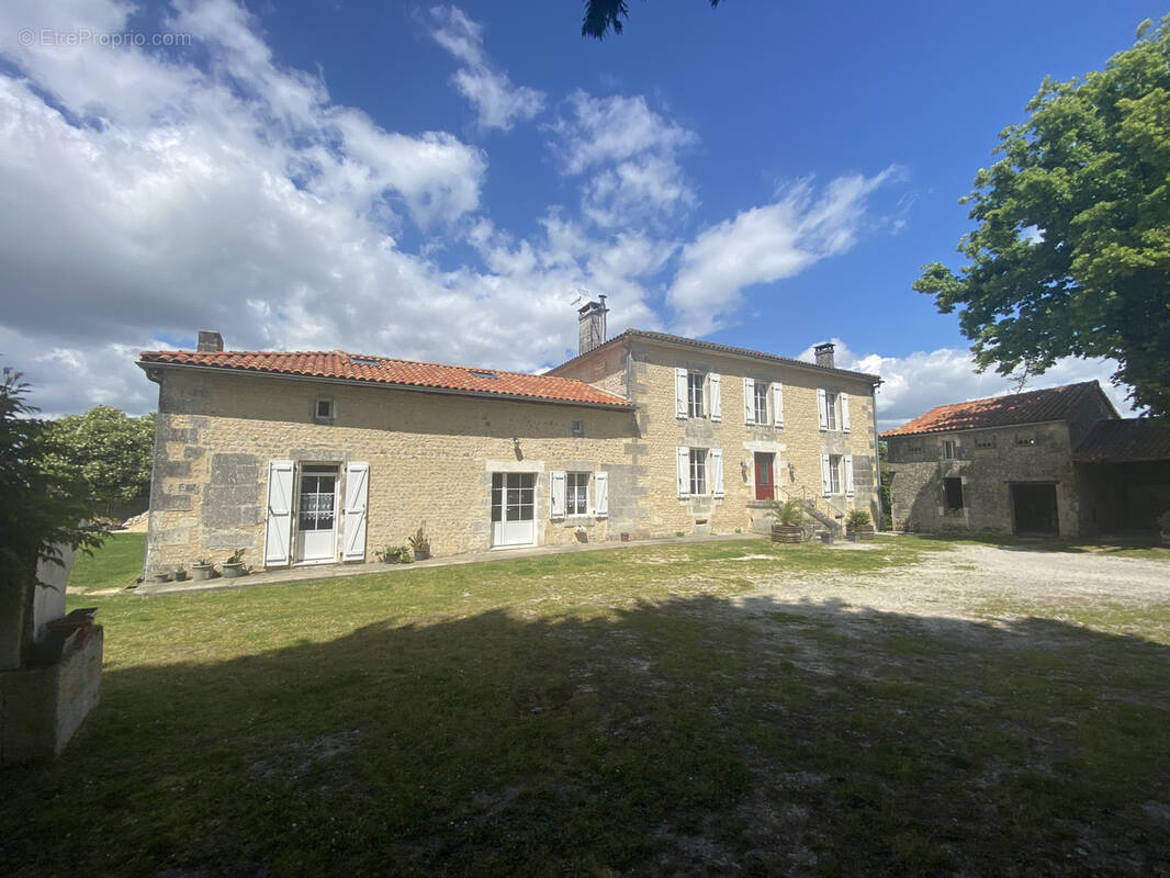 Maison à BECHERESSE