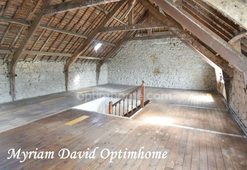 Maison à rénover de 107 m² avec jardin et garage – Proche centre-ville de Rostrenen - photo 16