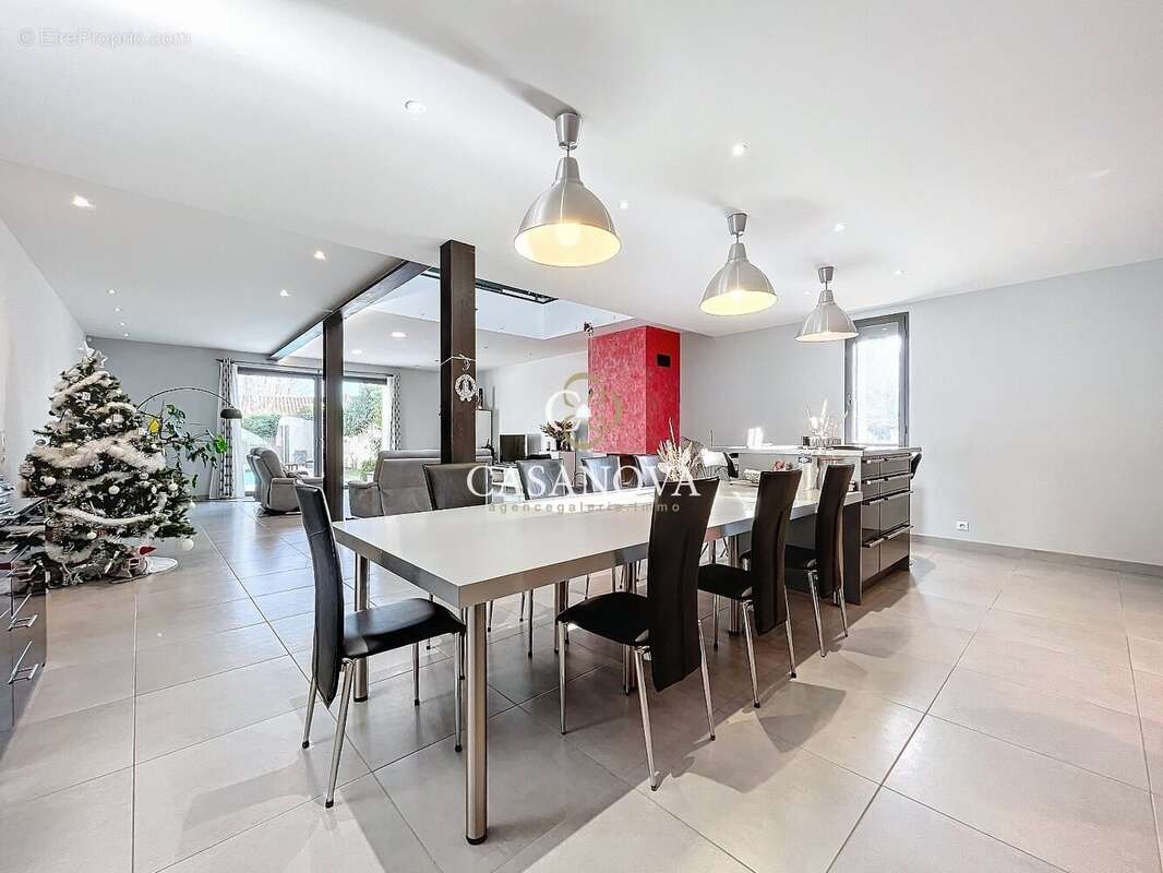 Maison de charme rénovée esprit loft avec piscine et volumes généreux  Pézenas - photo 15