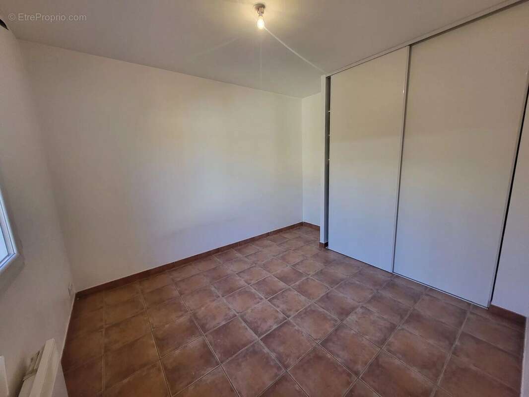 Appartement à LE LUC