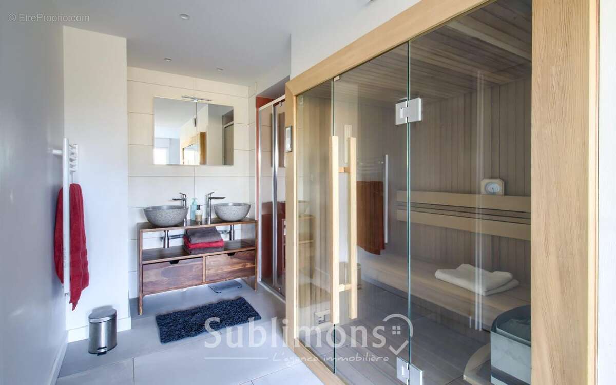 Appartement à PLESCOP