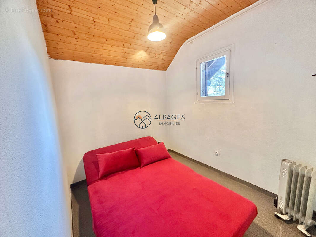 Appartement à AIGUILLES