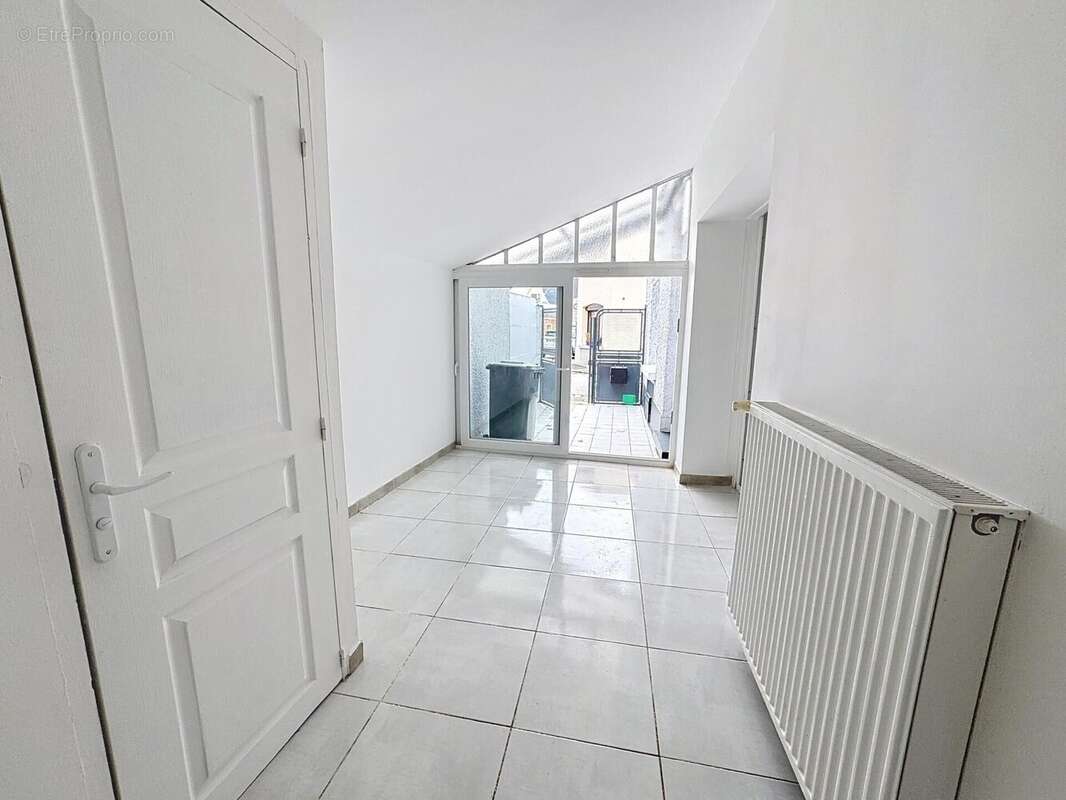 Photo 2 - Maison à PERONNE