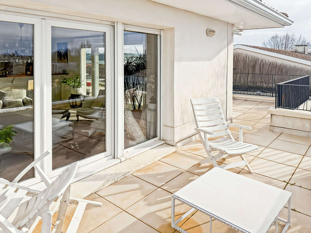 Appartement à PESSAC