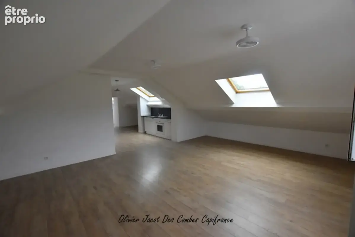Appartement à vendre 3 pièces FESCHES LE CHATEL (25) - photo 4