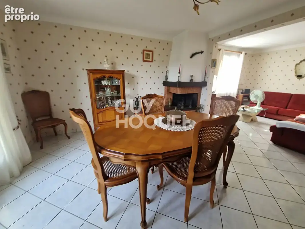 Maison  5 pièce(s) 115.00 m2 - photo 2