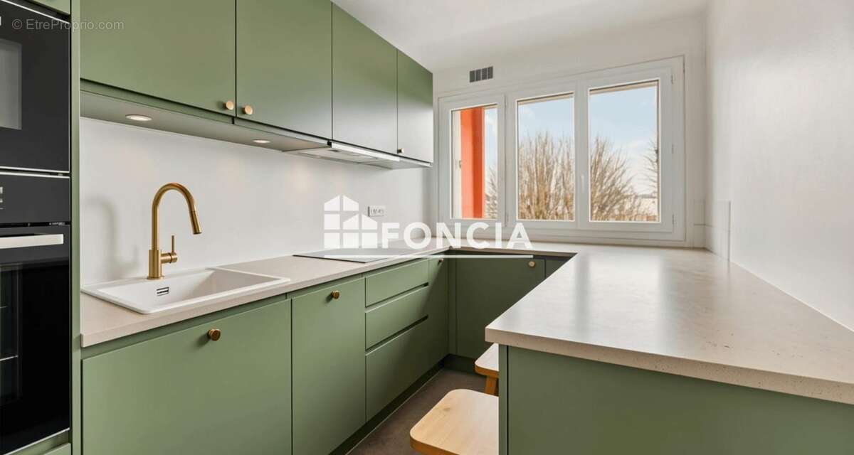 Appartement à LIMEIL-BREVANNES