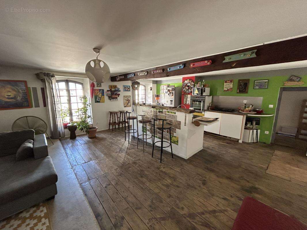 Appartement 659 m² à Saint-Etienne-De-Fursac  - photo 16
