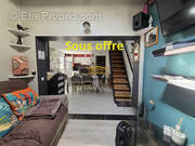 Maison à VIC-LA-GARDIOLE