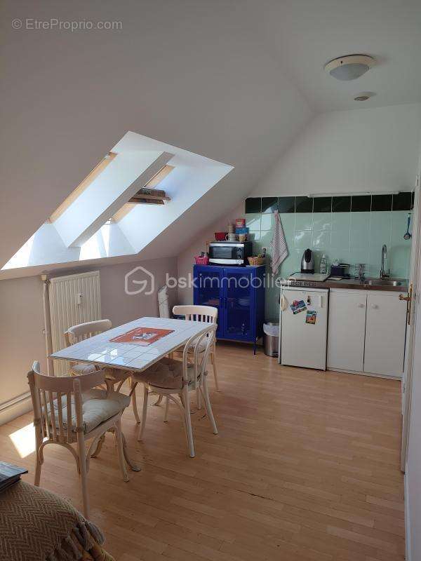 Appartement à VERRIERES-LE-BUISSON