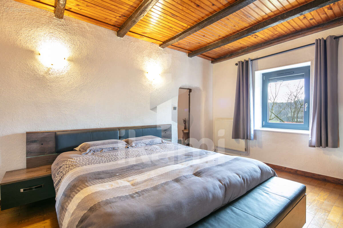 Maison à HAUTERIVES