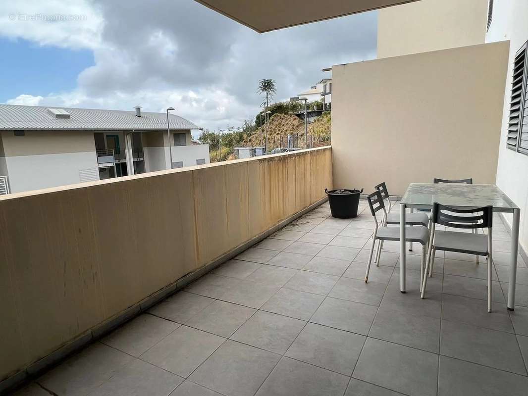 Appartement à SAINT-DENIS