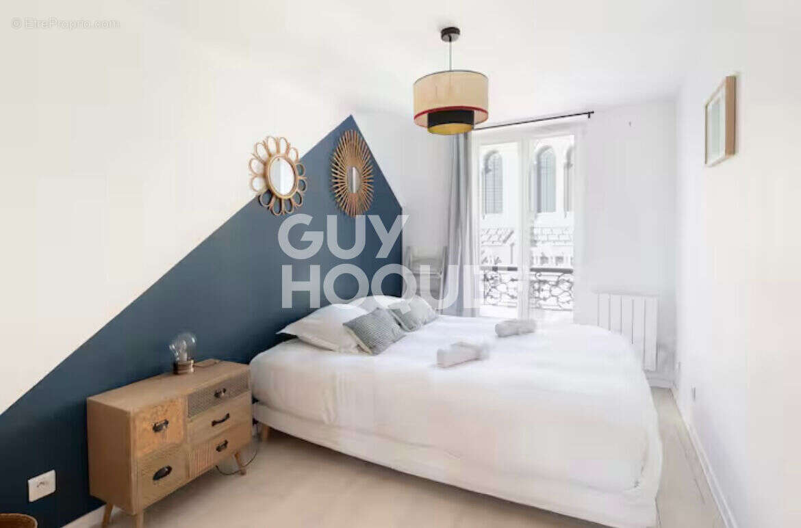 Appartement à PARIS-20E