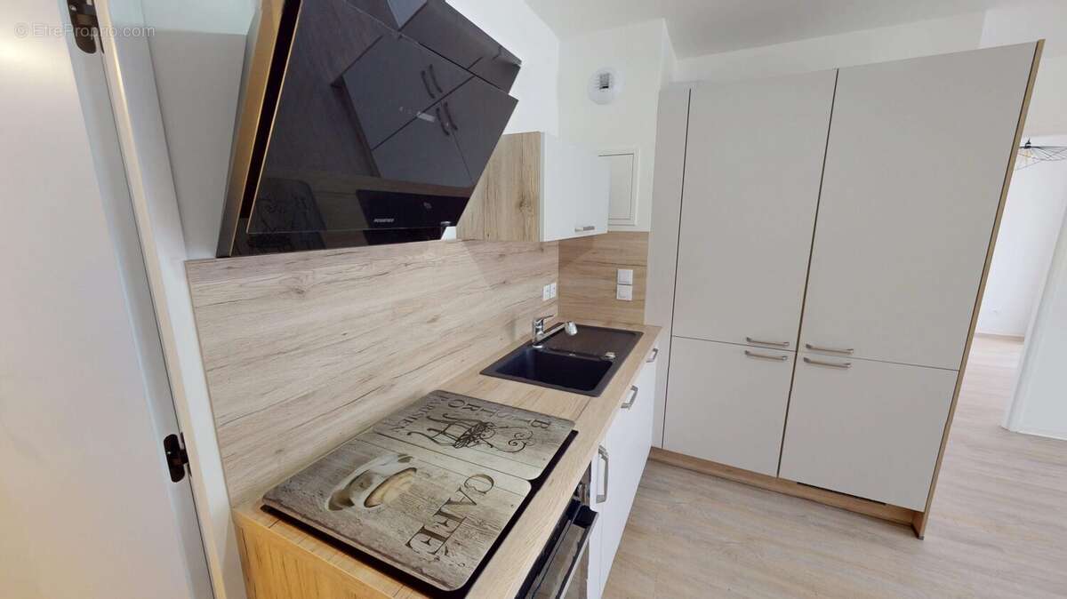 Appartement 59 m² à Luc-Sur-Mer  - photo 4