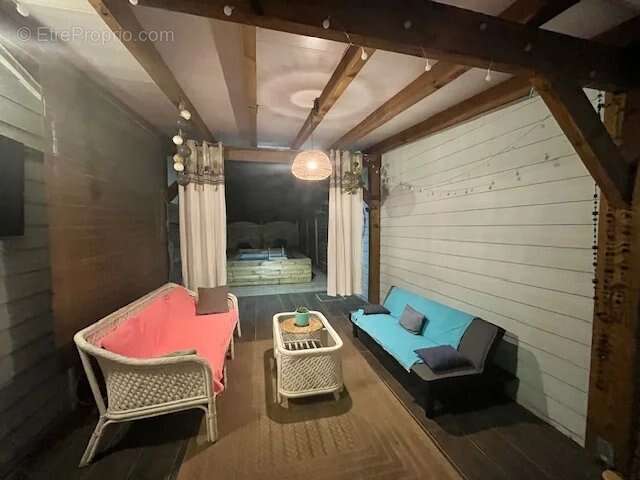 Maison à LES TROIS-ILETS