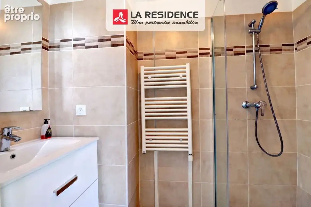 Appartement 32 m² à Frejus  - photo 8