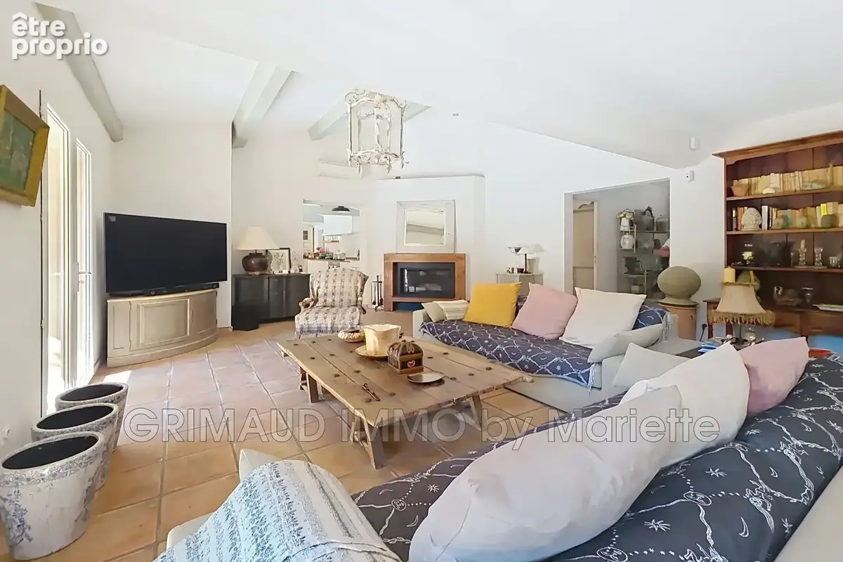 Maison 5 pièces 156 m² à vendre à Gassin (83580) - photo 5