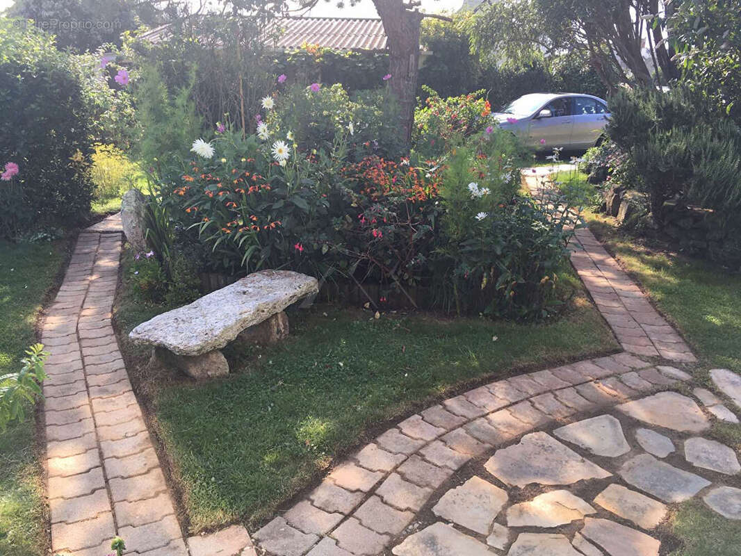 Maison à BEUZEC-CAP-SIZUN