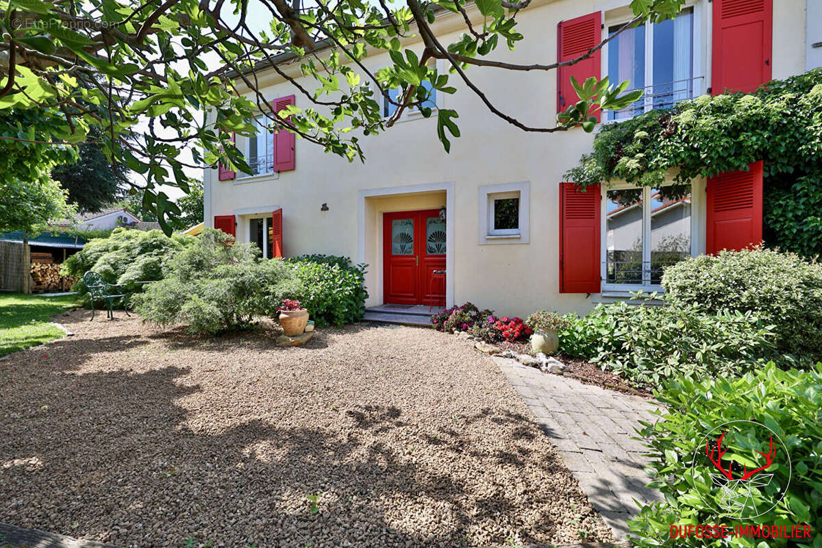 Maison Les Chères 5 pièce(s) 185 m2 - photo 3