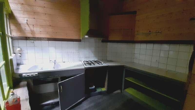Appartement à EAUX-BONNES