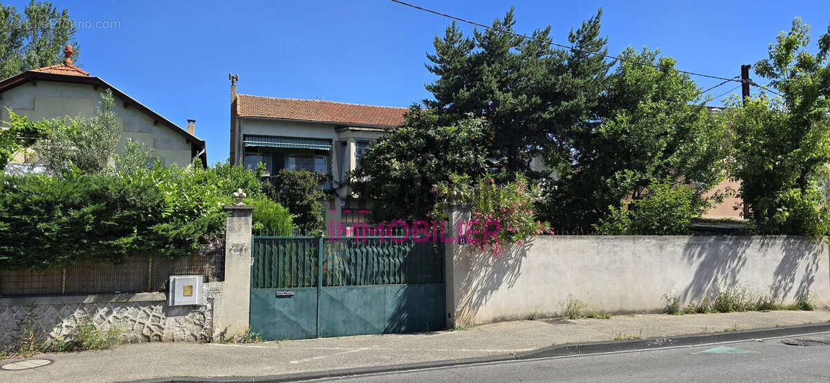 Maison 142 m² à Avignon  - photo 2