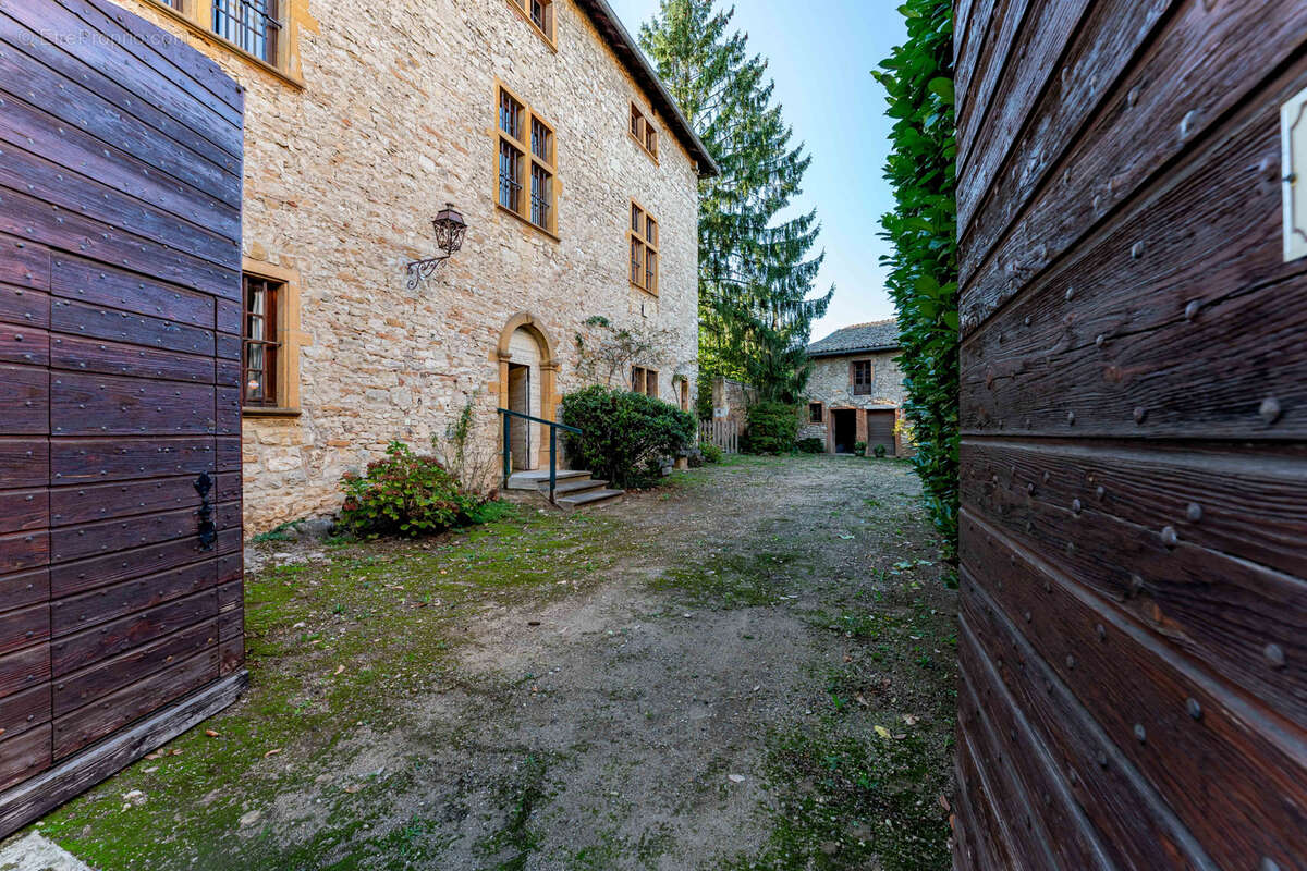 Maison à MORANCE