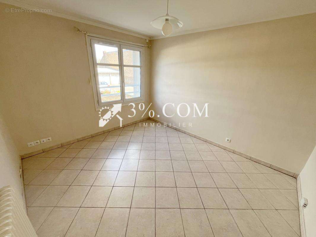 STUDIO 30 M2 + CAVE 5 M2 Quartier Barberie - St Félix - photo 6