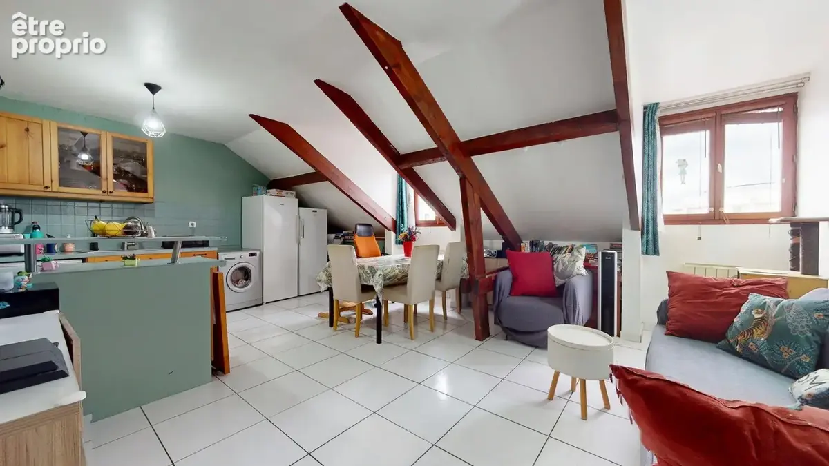 Duplex f3 à 350 m du rer b de drancy - photo 1
