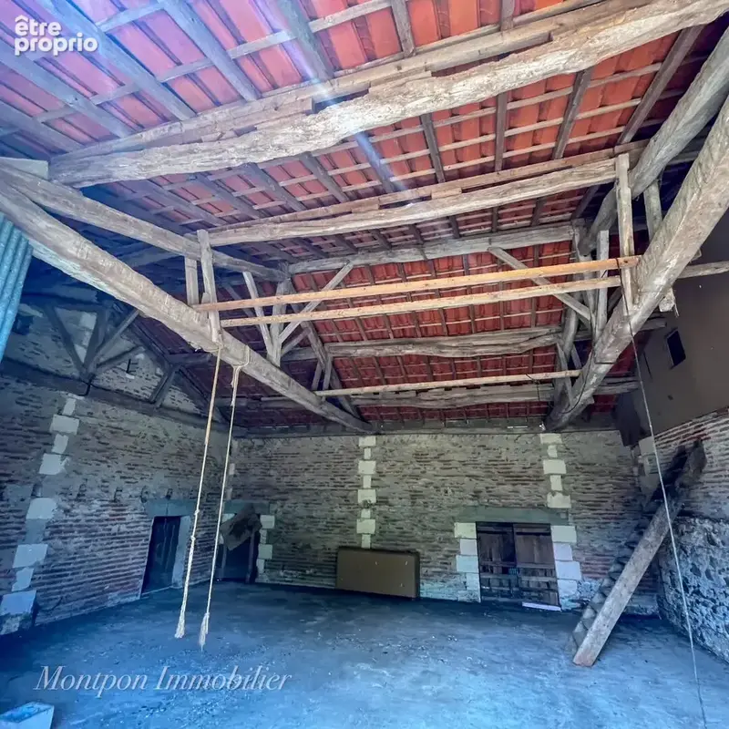 Maison et Hangar isolés - photo 8