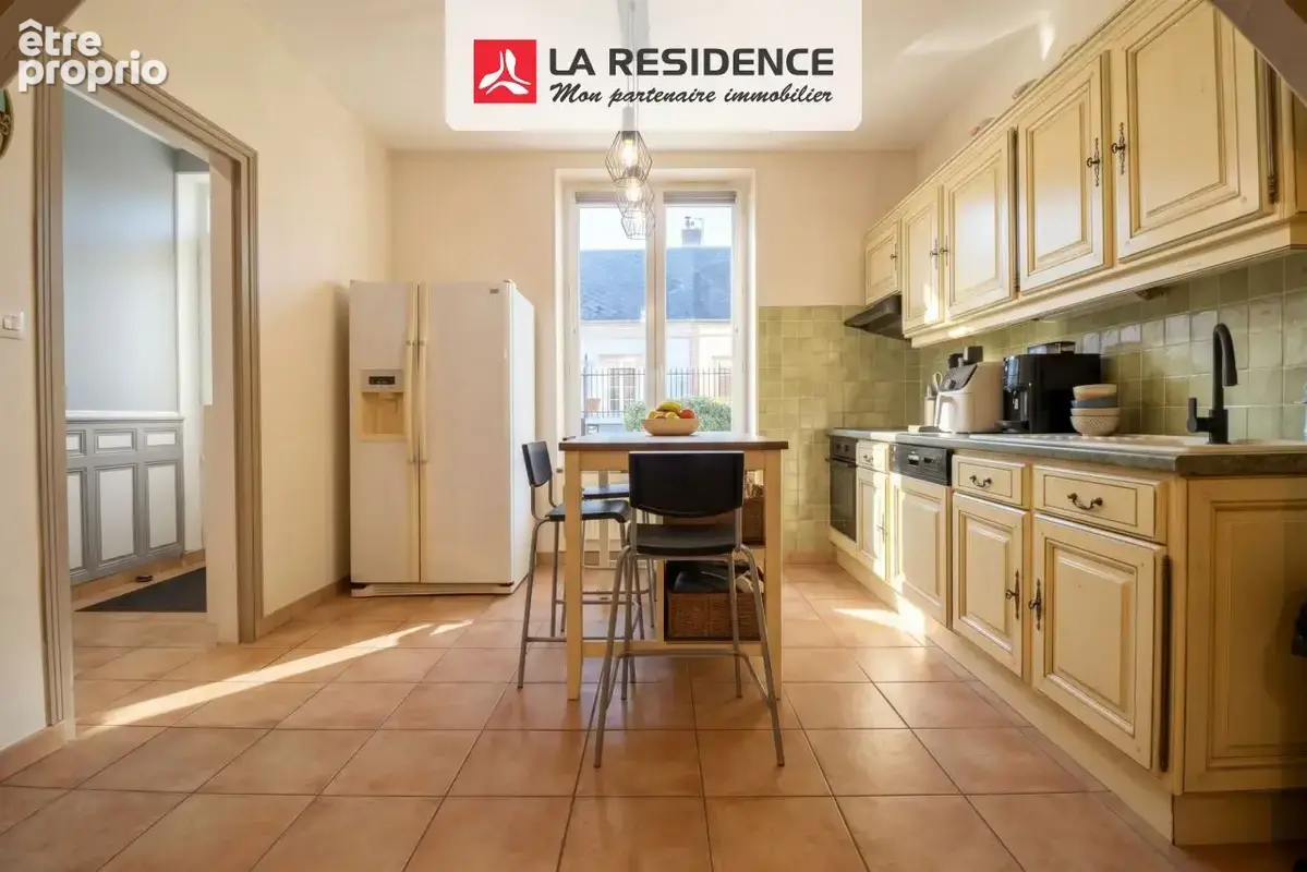 Maison 6 pièces 118 m² à vendre à Ezy-Sur-Eure (27530) - photo 4