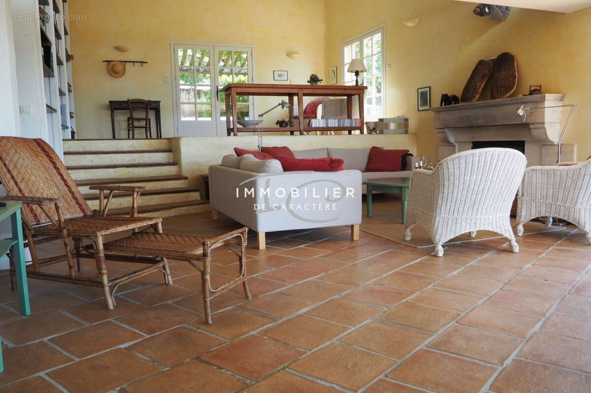 Maison à LA GARDE-FREINET