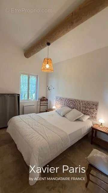 Maison à CABRIERES-D&#039;AIGUES