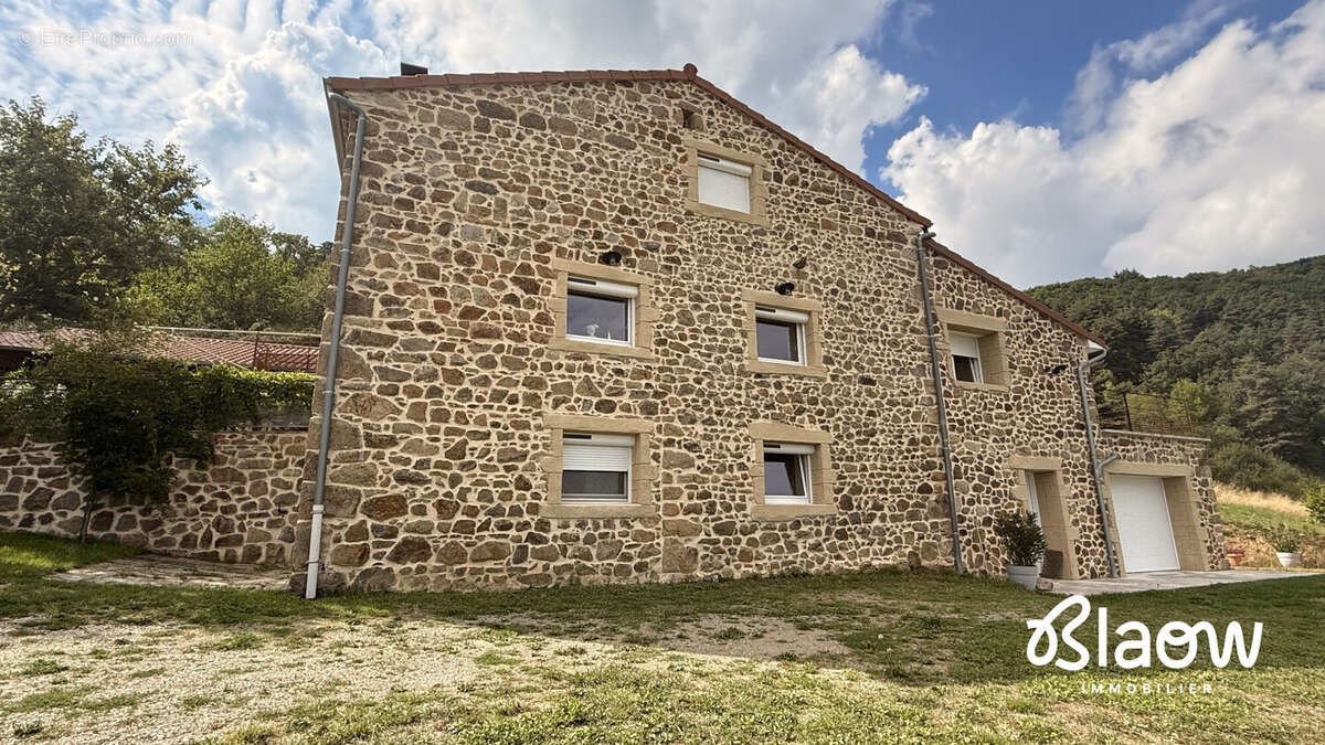 Maison à SAINT-APPOLINARD