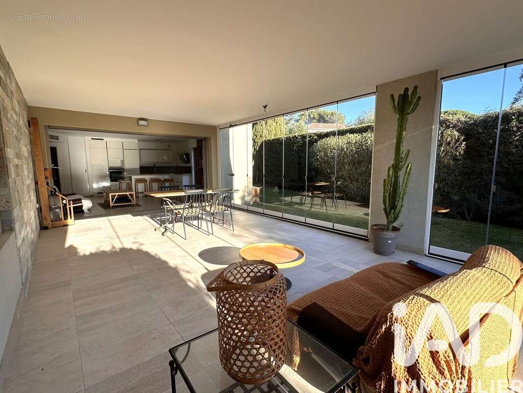 Photo 5 - Appartement à SAINT-RAPHAEL