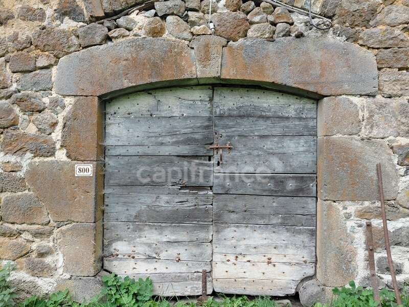 Maison à SAINT-MARTIN-CANTALES