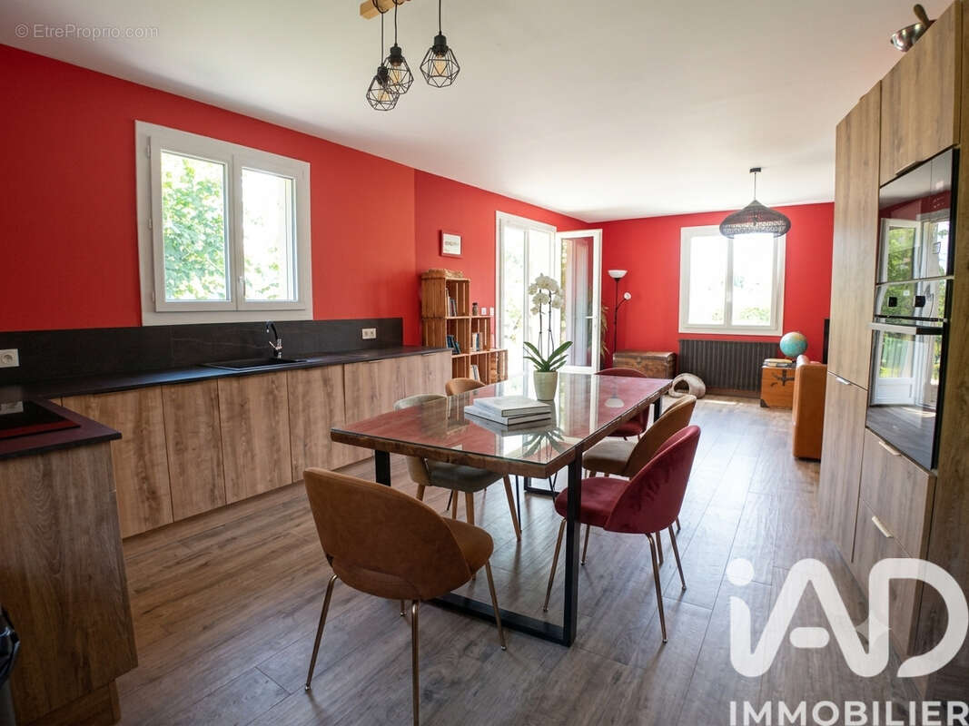 Maison 155 m² à Faucon  - photo 5