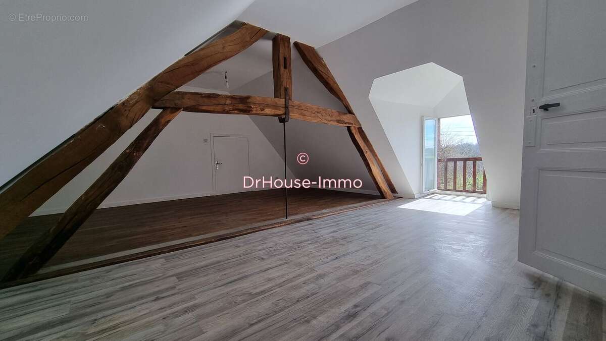 Maison à LOURDOUEIX-SAINT-PIERRE