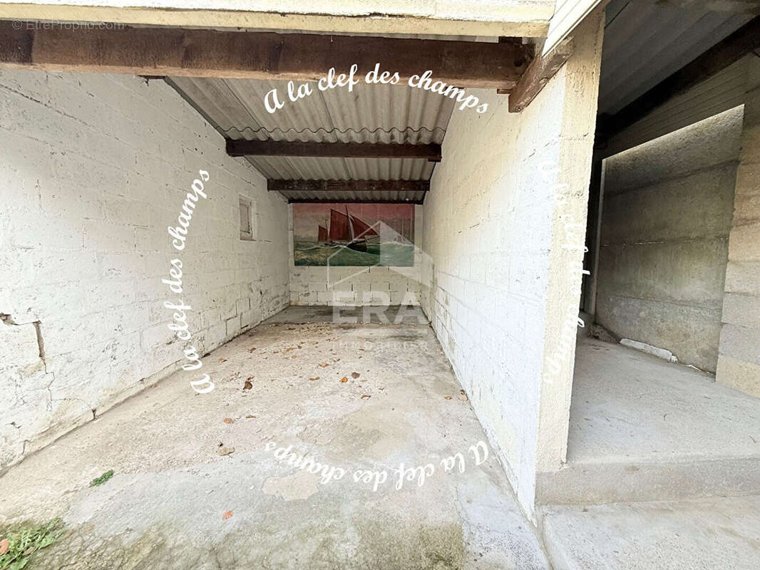 Maison à GOMETZ-LE-CHATEL