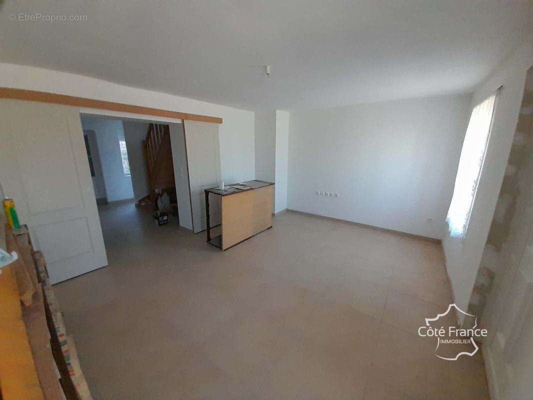 Maison à LE NOUVION-EN-THIERACHE