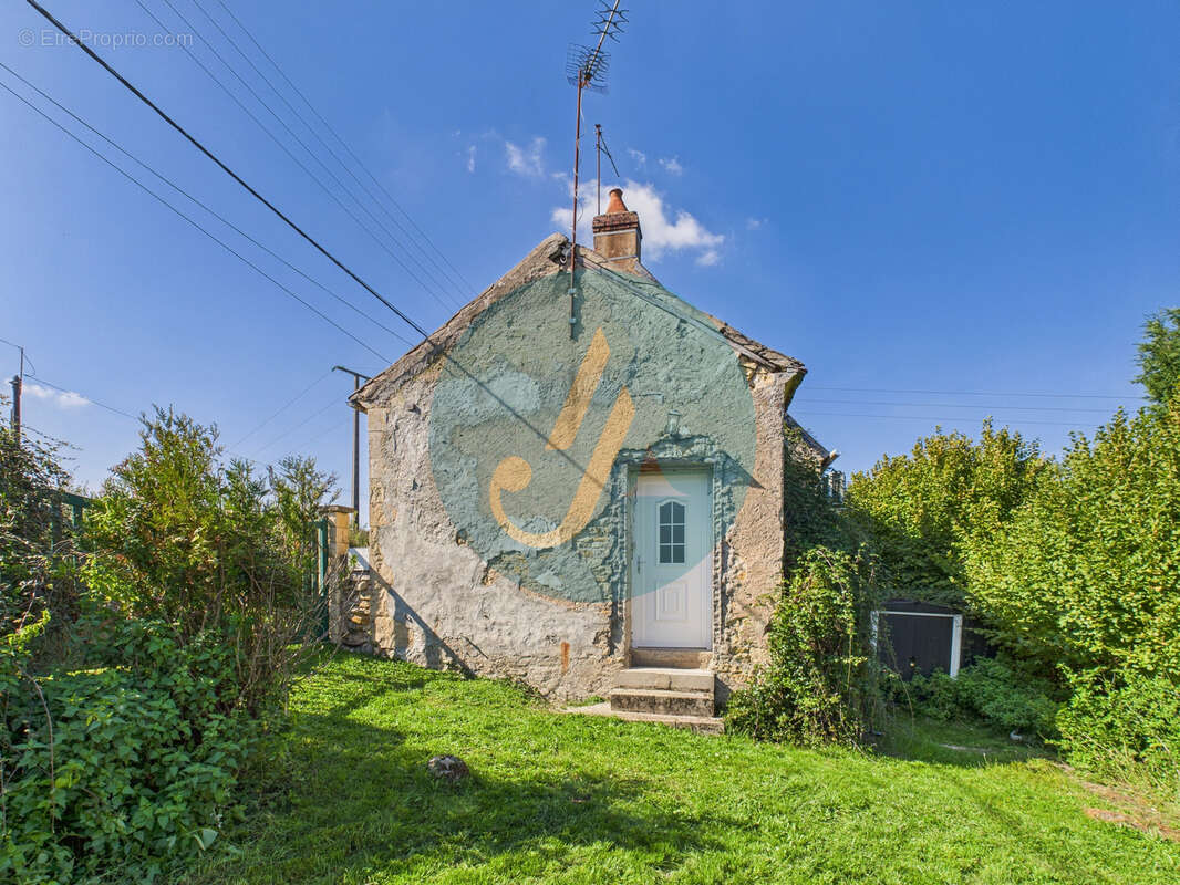 Maison à PREMERY