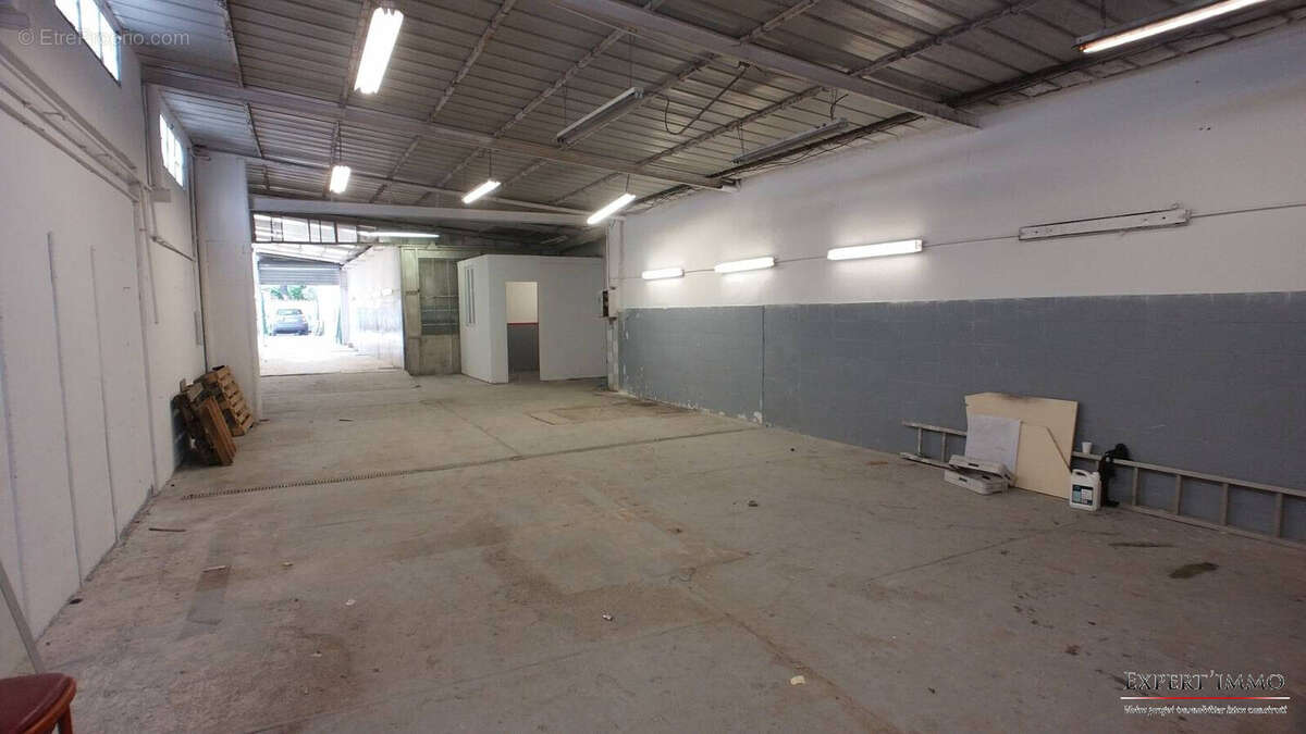 Commerce à LA SEYNE-SUR-MER