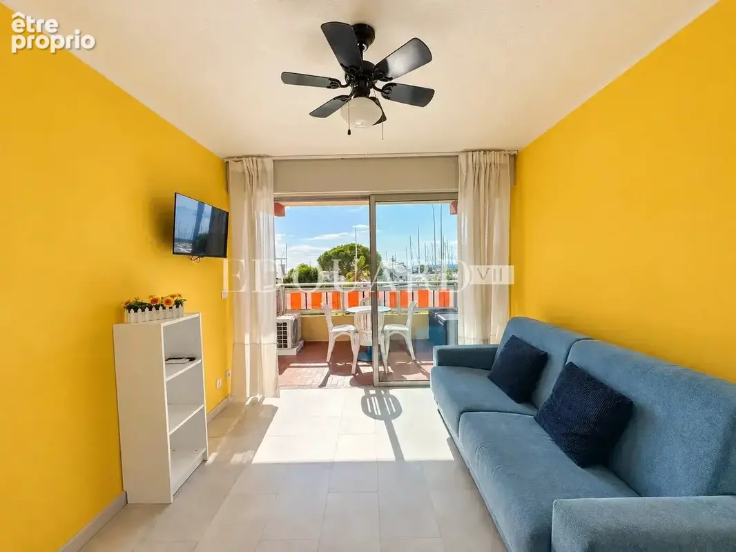 Face au port de plaisance de Menton, en exclusivité studio rénové avec terrasse et agréable vue mer - photo 4