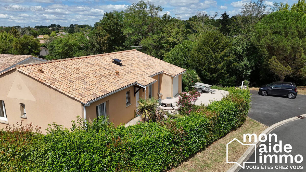 Maison à TRESSES