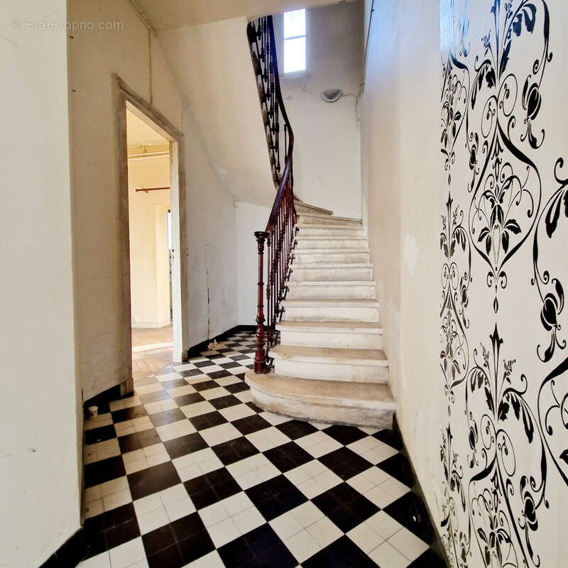 Maison à VILLENAVE-D&#039;ORNON