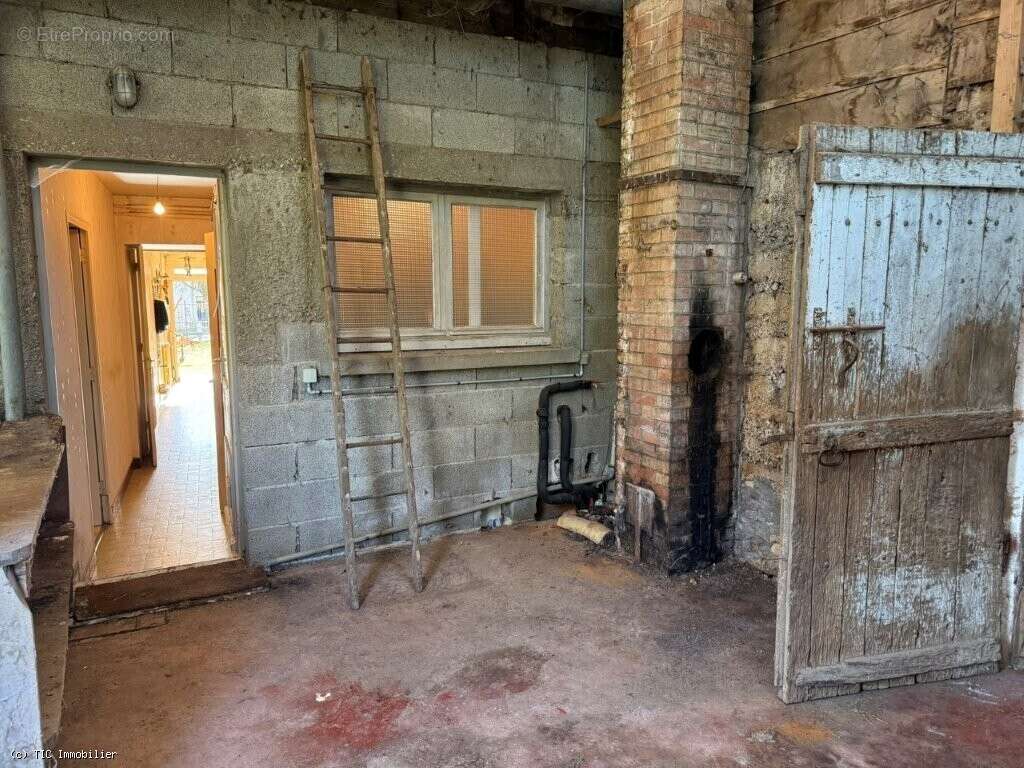 Maison à VILLEFAGNAN
