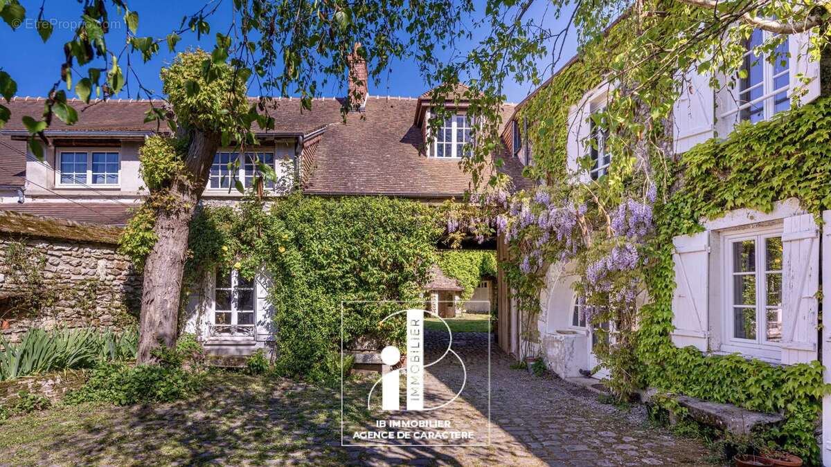 Maison à PERTHES