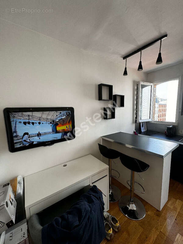 Appartement à PARIS-19E