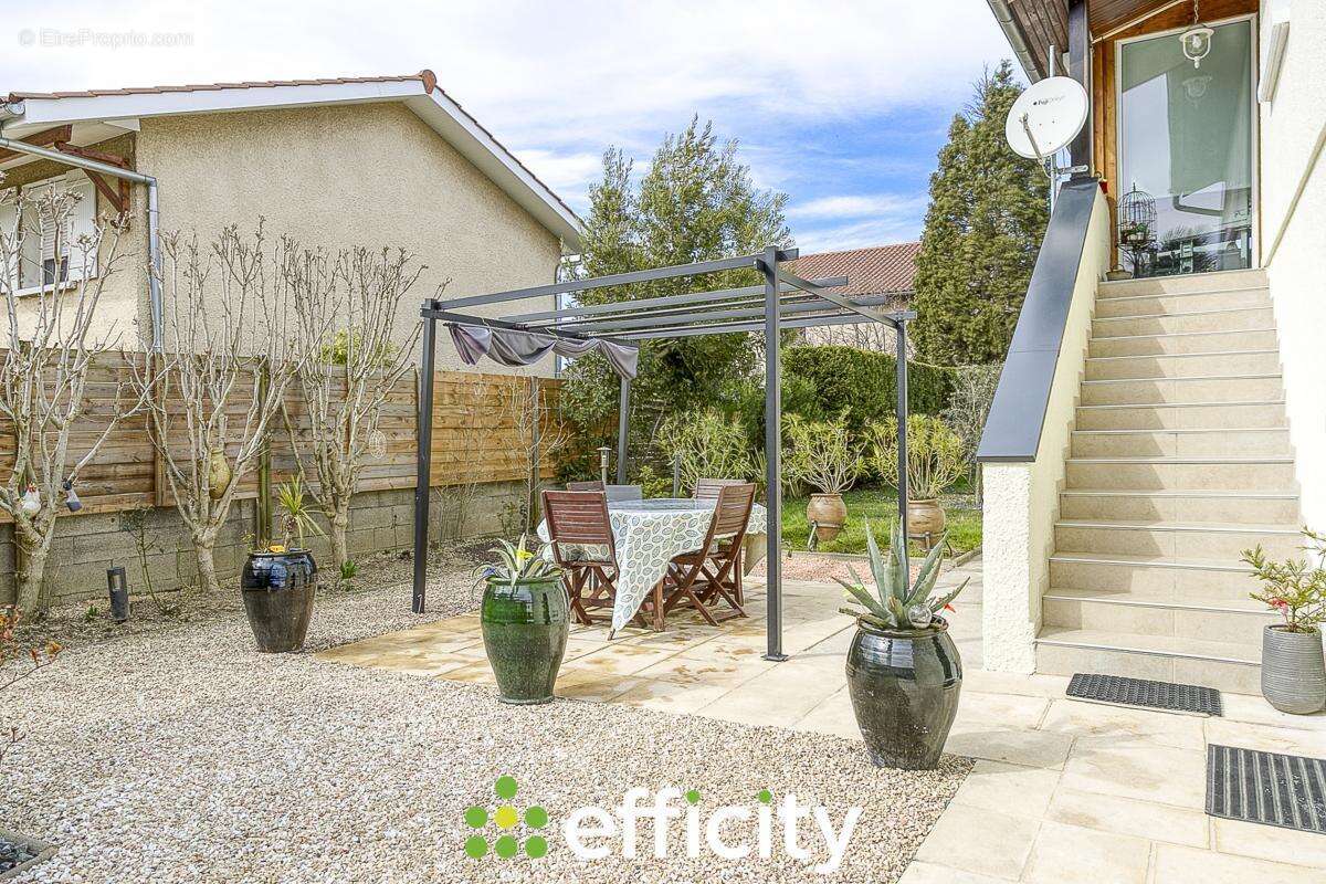 Maison à CHASSE-SUR-RHONE