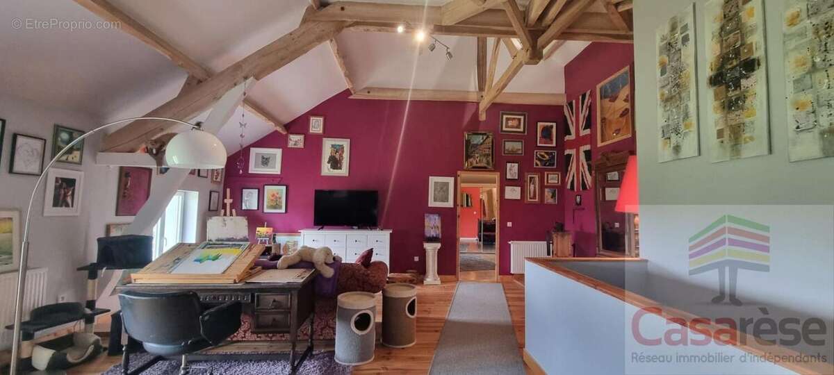 Maison à CASTELNAU-MONTRATIER